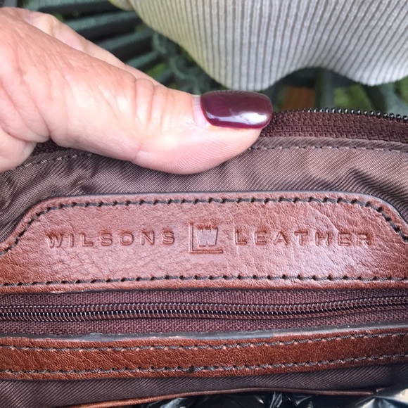 Beautiful Wilsons Smooth Brown Leather Bag πΈ - Picture 8 of 8
